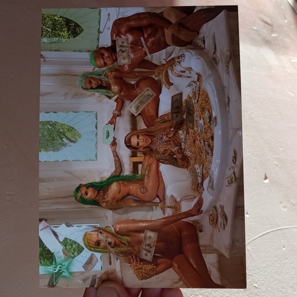 Jeffree Star Postcard